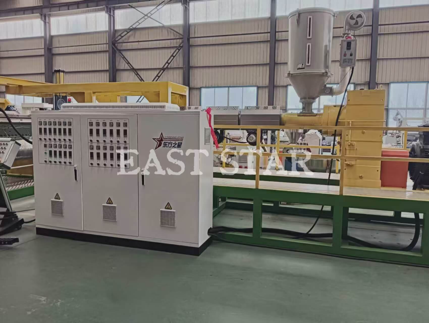 2.4m Manure Removal Belt Extrusion Line | Manufacturer for Poultry Farming